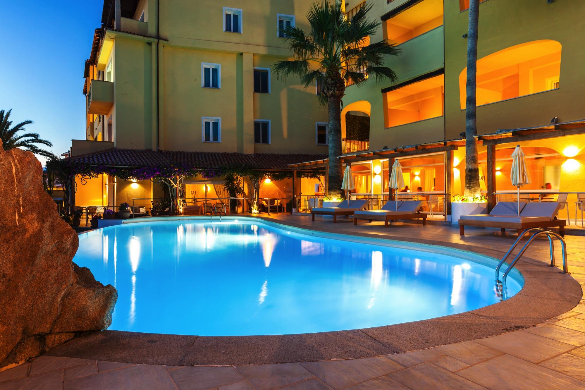 Hotel Villa Margherita Golfo Aranci Exterior photo